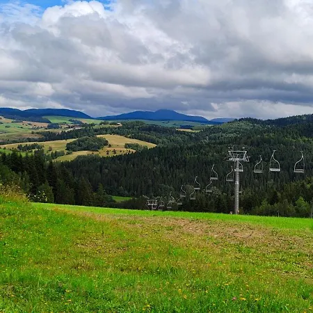 Mis Na Stoku Alpesi faház Tylicz